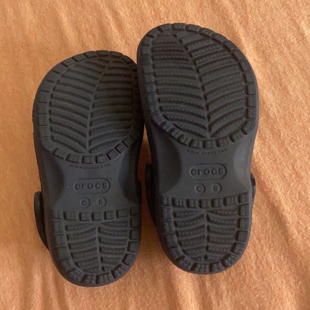 Crocs - Picture 2 of 2